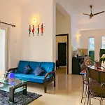 Poolside Paradise 1Bhk Luxury Apartment In Siolim.