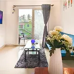Poolside Paradise 1Bhk Luxury Apartment In Siolim.